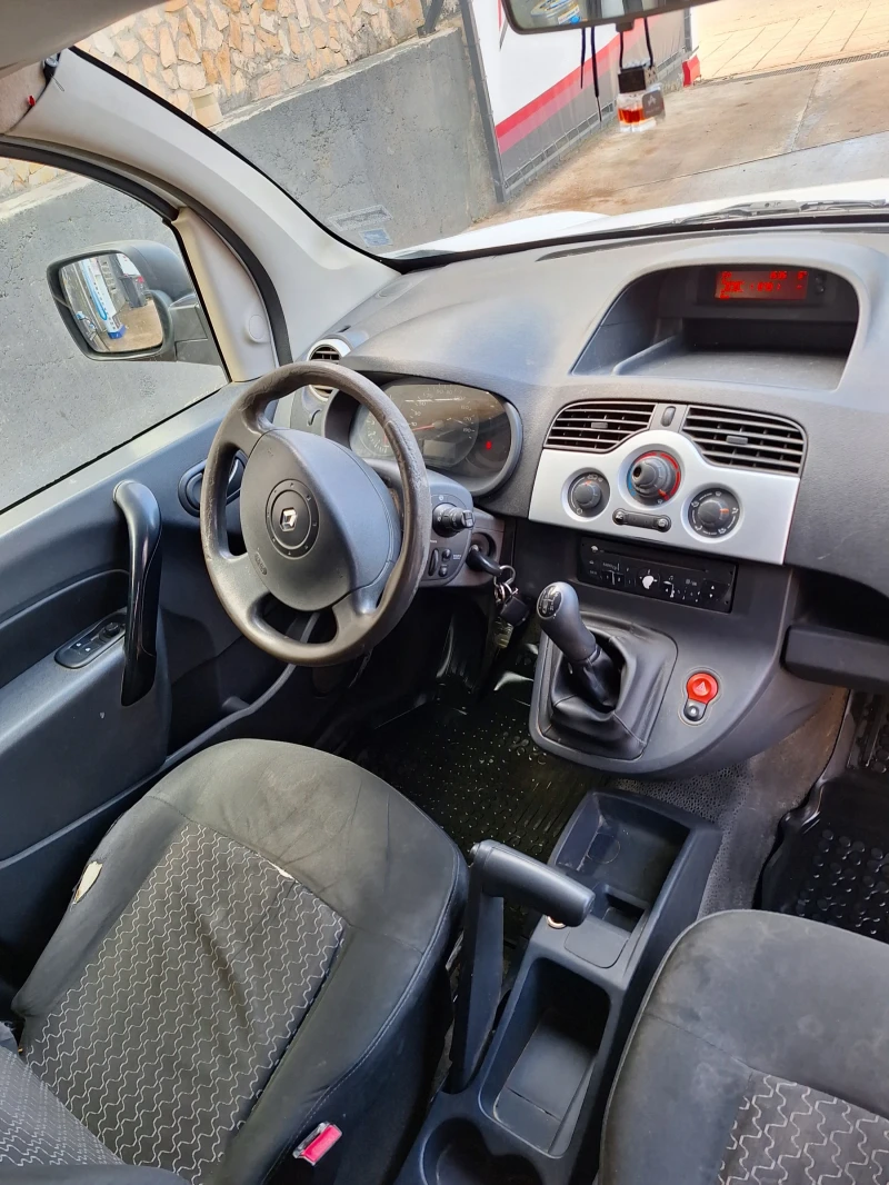 Renault Kangoo, снимка 9 - Автомобили и джипове - 49608838