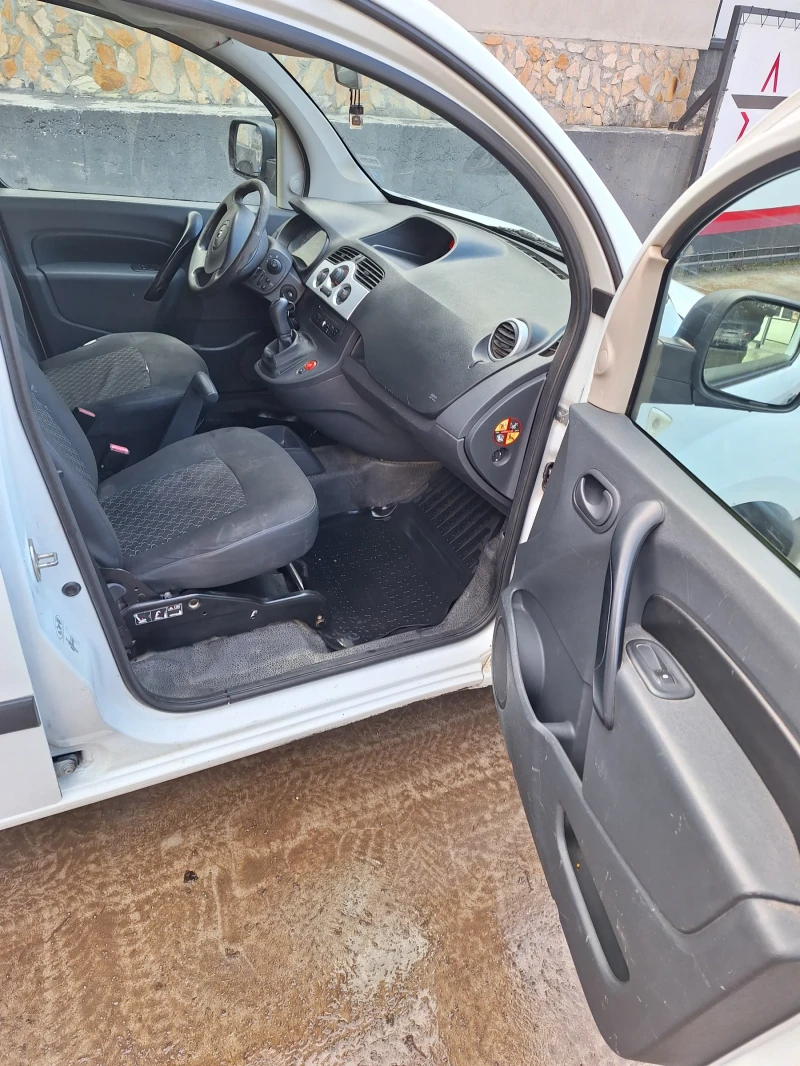 Renault Kangoo, снимка 14 - Автомобили и джипове - 49144805