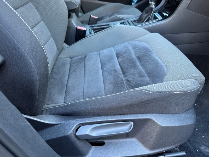 VW Golf 1.4 140 с ремък, снимка 7 - Автомобили и джипове - 52498528