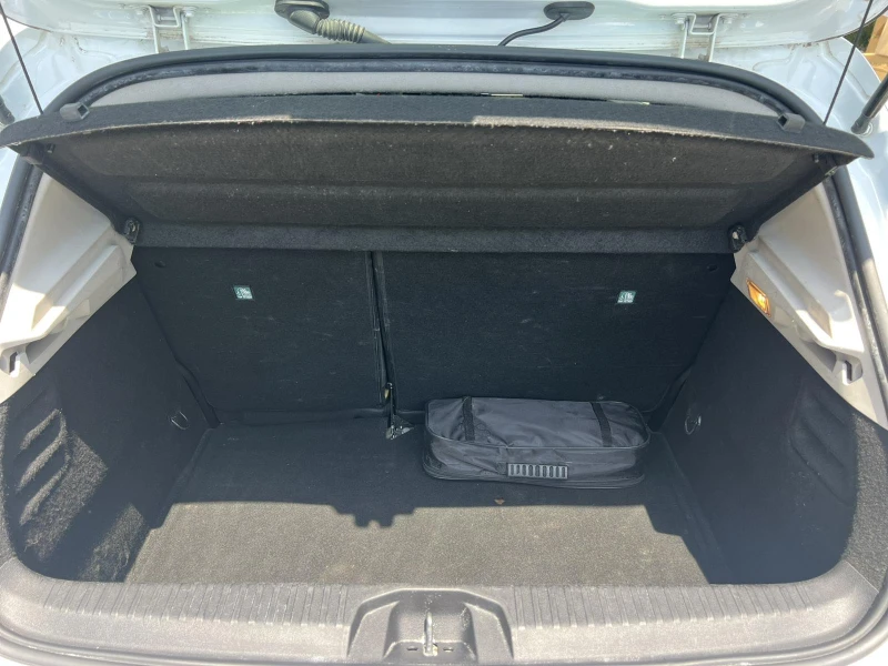 Renault Clio V 1.0 TCe / 100 к.с., снимка 15 - Автомобили и джипове - 51204886