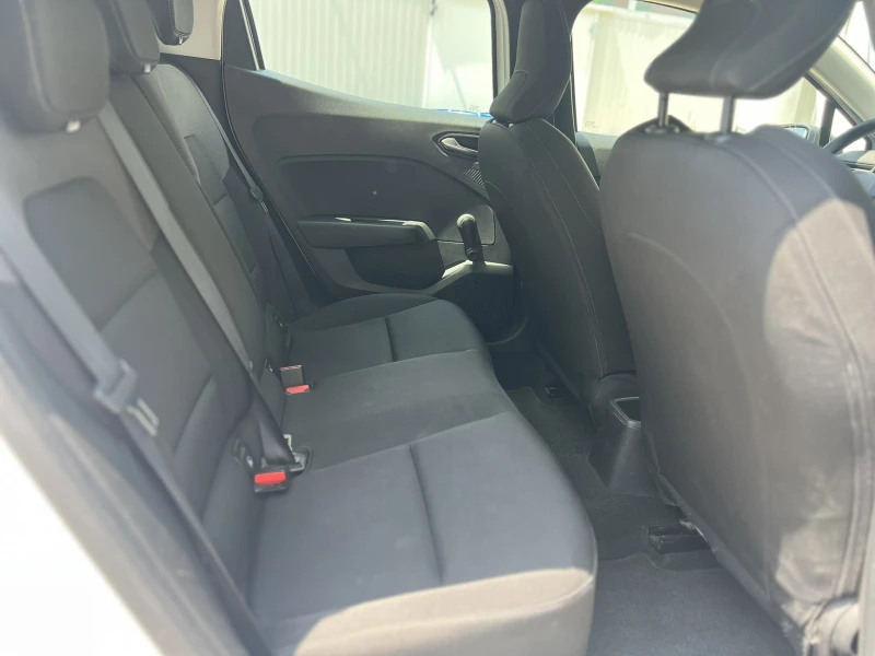 Renault Clio V 1.0 TCe / 100 к.с., снимка 14 - Автомобили и джипове - 51204886