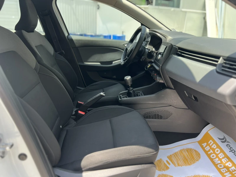 Renault Clio V 1.0 TCe / 100 к.с., снимка 8 - Автомобили и джипове - 51204886