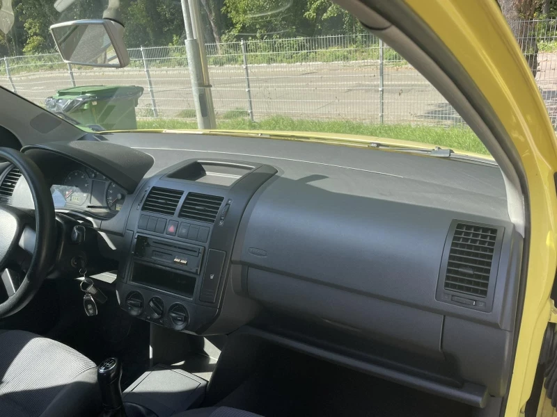 VW Polo, снимка 2 - Автомобили и джипове - 51679813