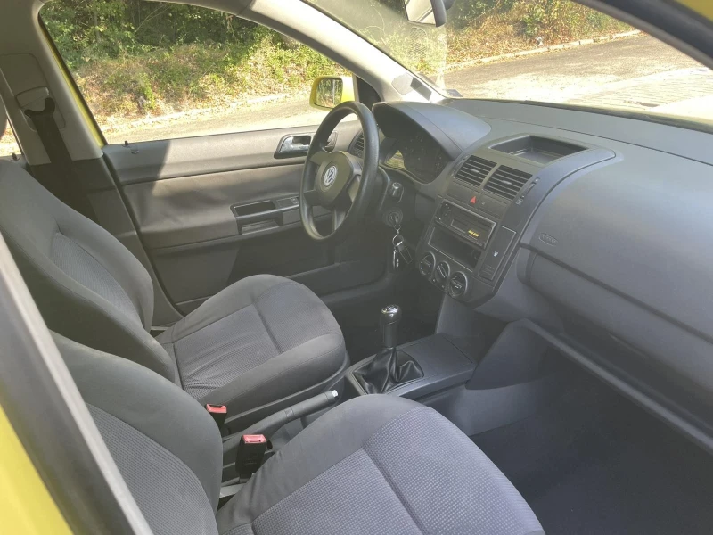 VW Polo, снимка 11 - Автомобили и джипове - 51679813