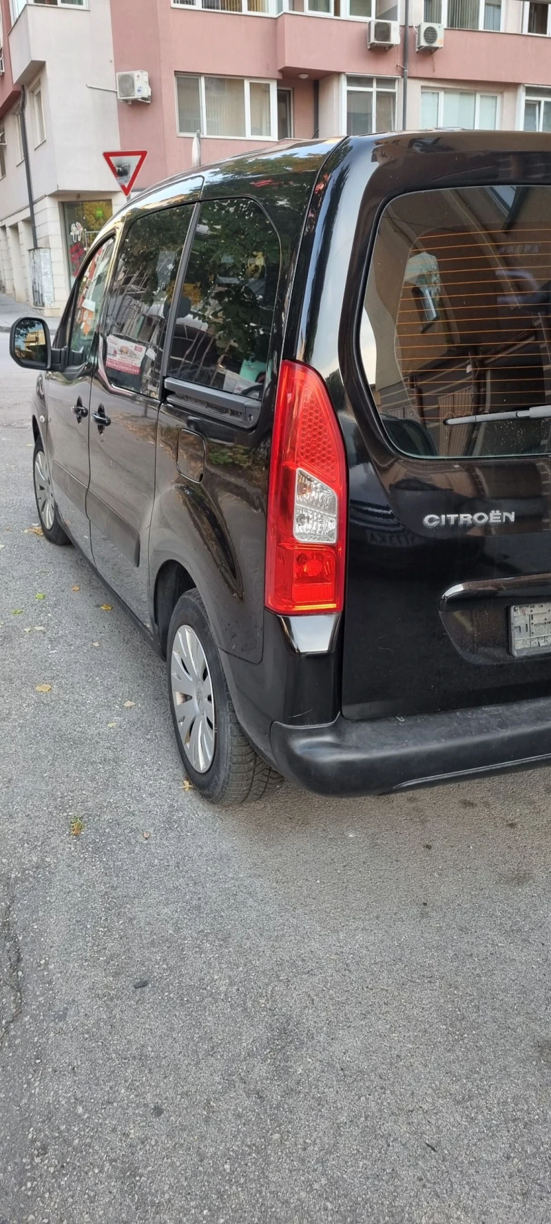 Citroen Berlingo 1.6 бензин , снимка 4 - Автомобили и джипове - 52279509