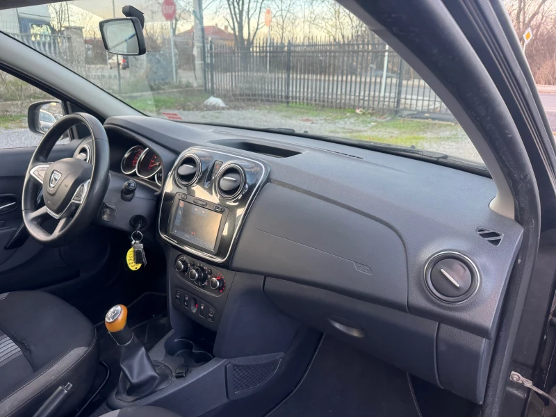 Dacia Sandero 1.5 DCI STEPWAY EURO 6 NAVI , снимка 11 - Автомобили и джипове - 53019569