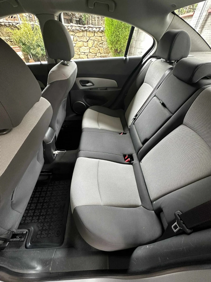Chevrolet Cruze, снимка 5 - Автомобили и джипове - 53122104