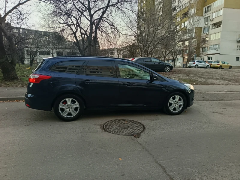 Ford Focus 1.6, снимка 2 - Автомобили и джипове - 53126364