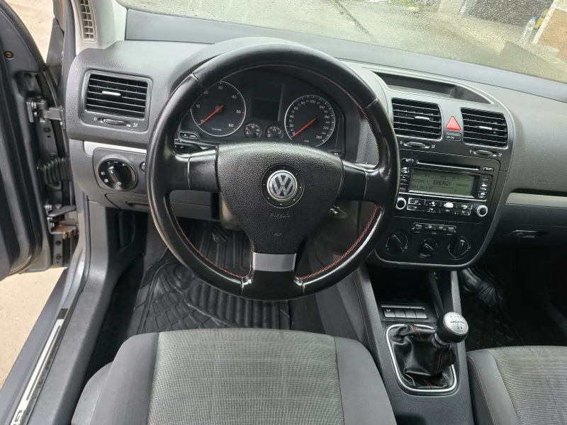 VW Golf VW GOLF 1.9 TDI LIMITED GOAL EDITION ! !, снимка 8 - Автомобили и джипове - 53247912