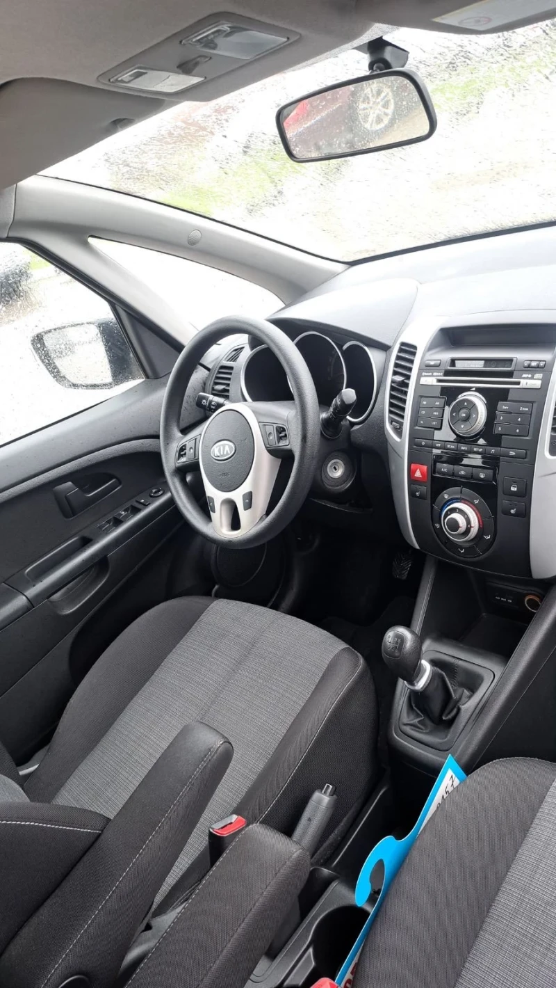 Kia Venga 1.4 CRDi , снимка 12 - Автомобили и джипове - 53486042