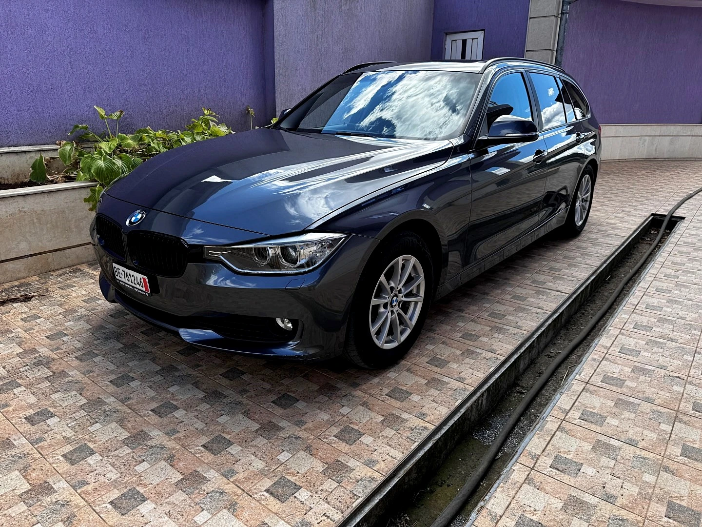 BMW 320 320i* xDrive, снимка 1