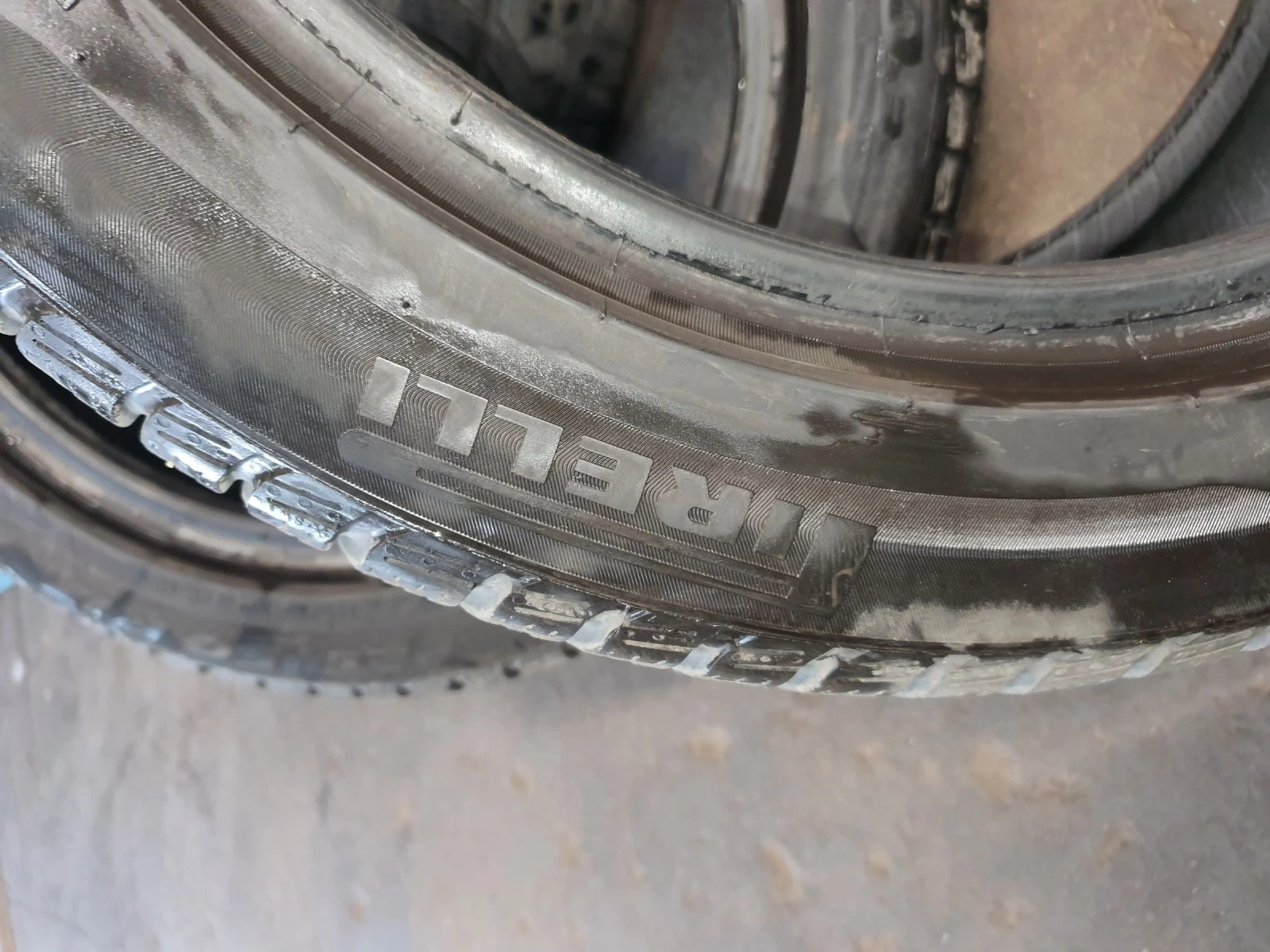 BMW 530 x Drive, Face Lift, 235 �.�. | Mobile.bg � ����������� 16