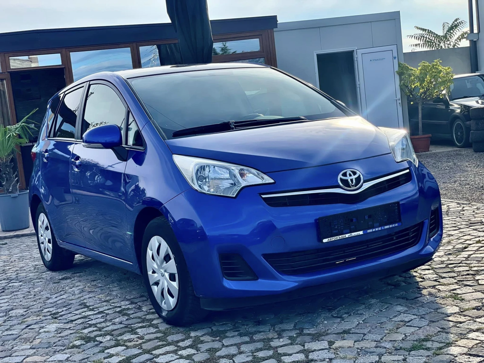 Toyota Verso S 1.3 GAZ 6-скорости - изображение 7