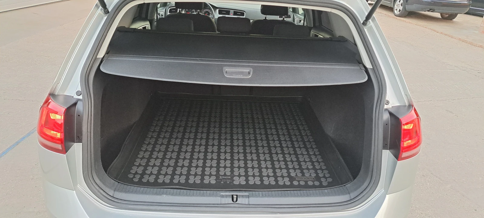 VW Golf "GOLF-7"1.6-TDI-110к.с.* Клима* Фейс* НОВ* - изображение 10