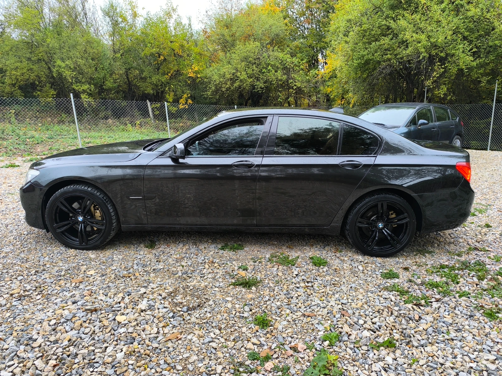 BMW 730, снимка 2 - Автомобили и джипове - 53800419