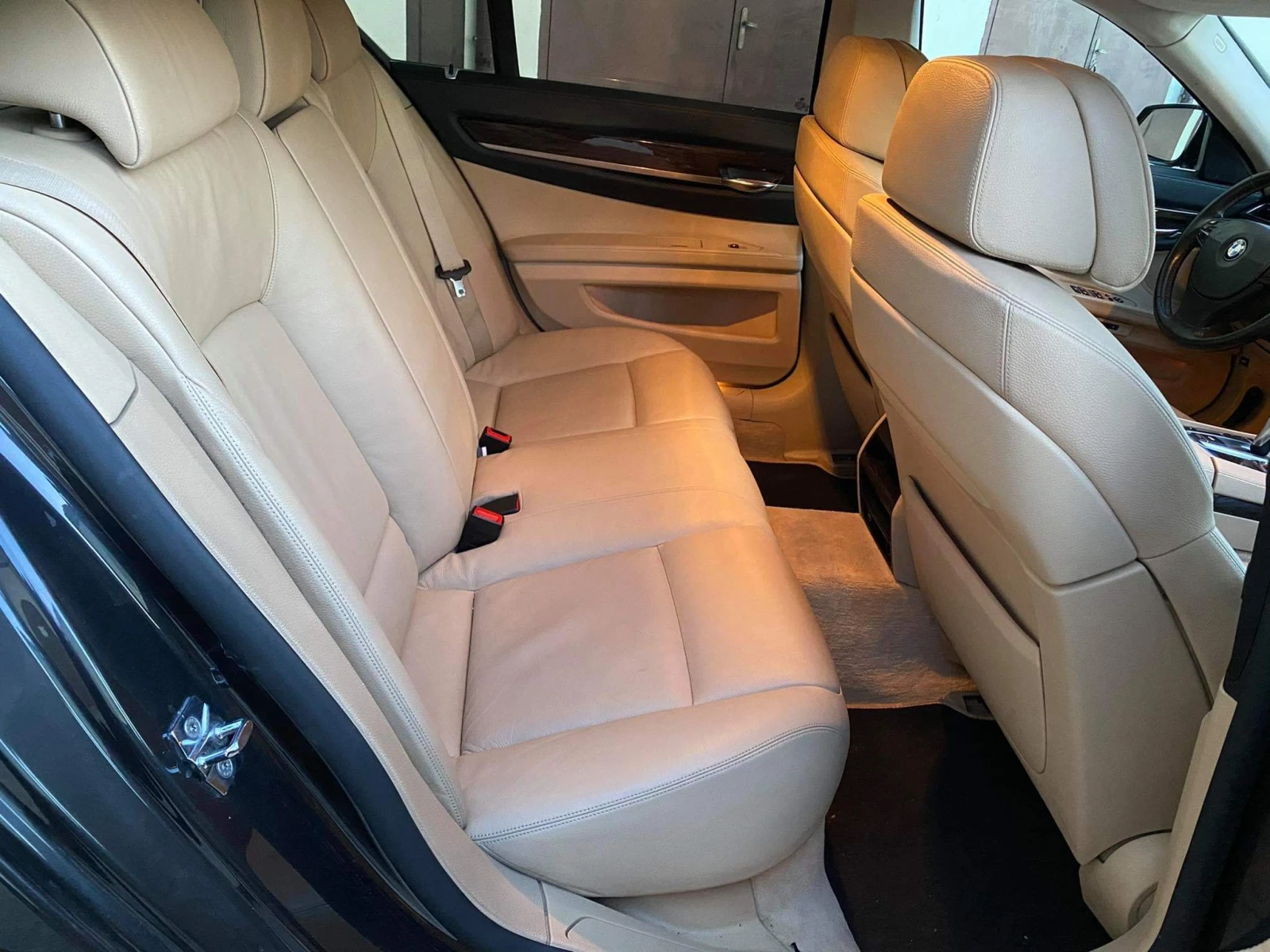 BMW 730, снимка 11 - Автомобили и джипове - 53800419