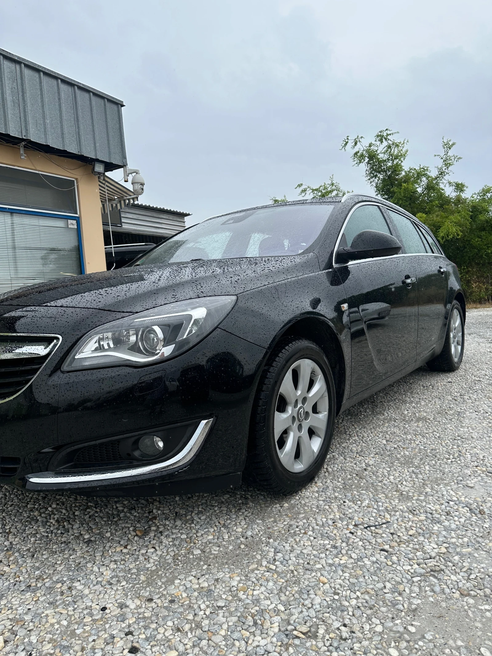 Opel Insignia 1.6 CDI Автоматик - изображение 4