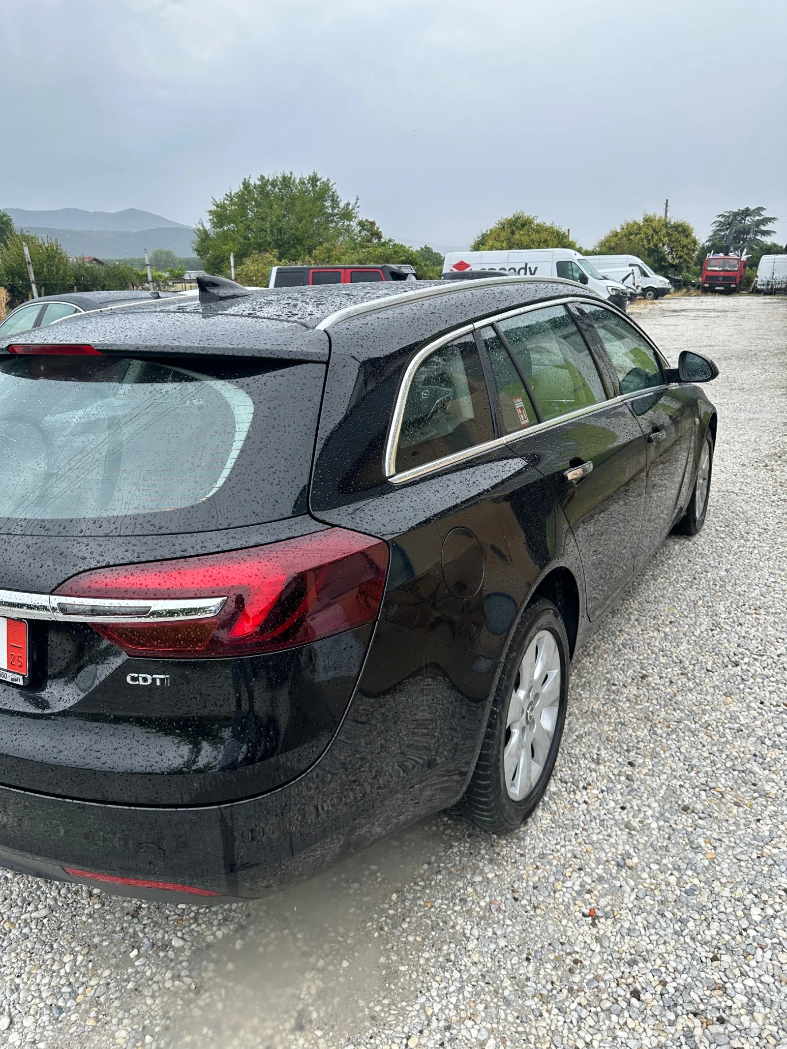 Opel Insignia 1.6 CDI Автоматик - изображение 7