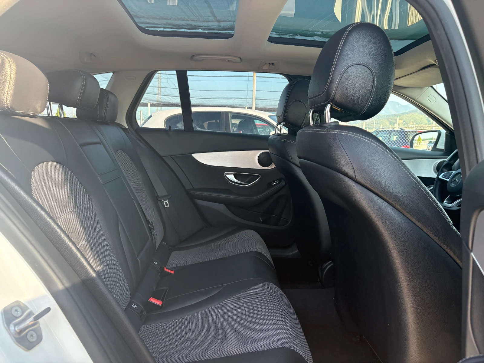 Mercedes-Benz C 220 4-matic - изображение 9