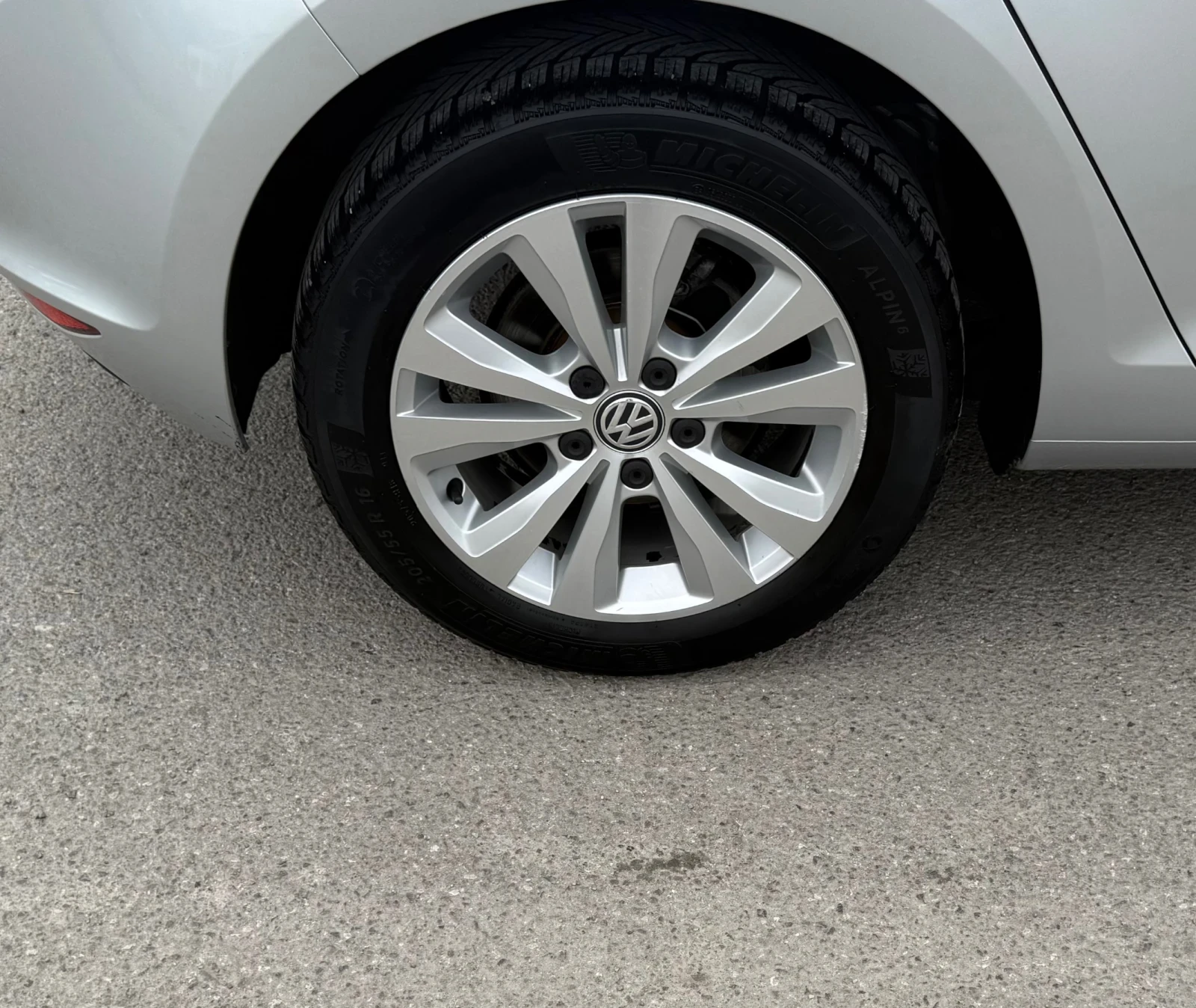 VW Golf 1.6-TDI-110ks-HIGHLINE-EURO-6B-191.000km-NEW-TOP - изображение 7
