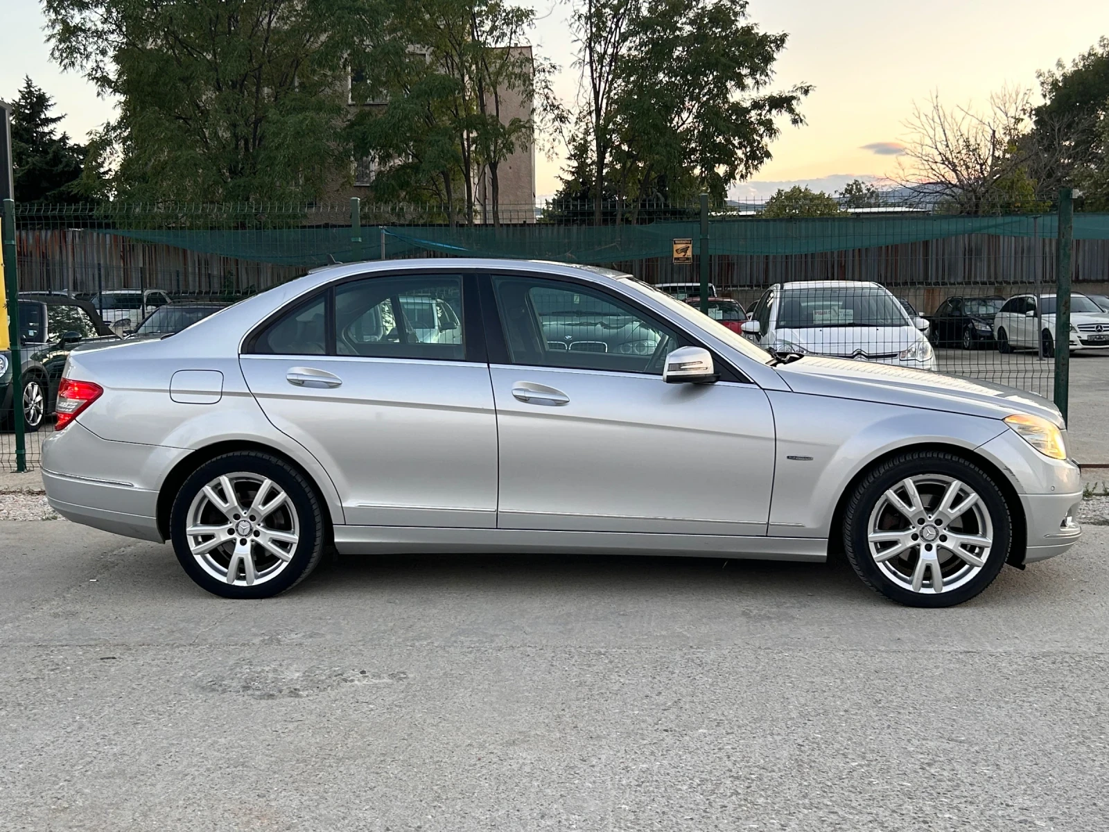 Mercedes-Benz C 250  - изображение 5