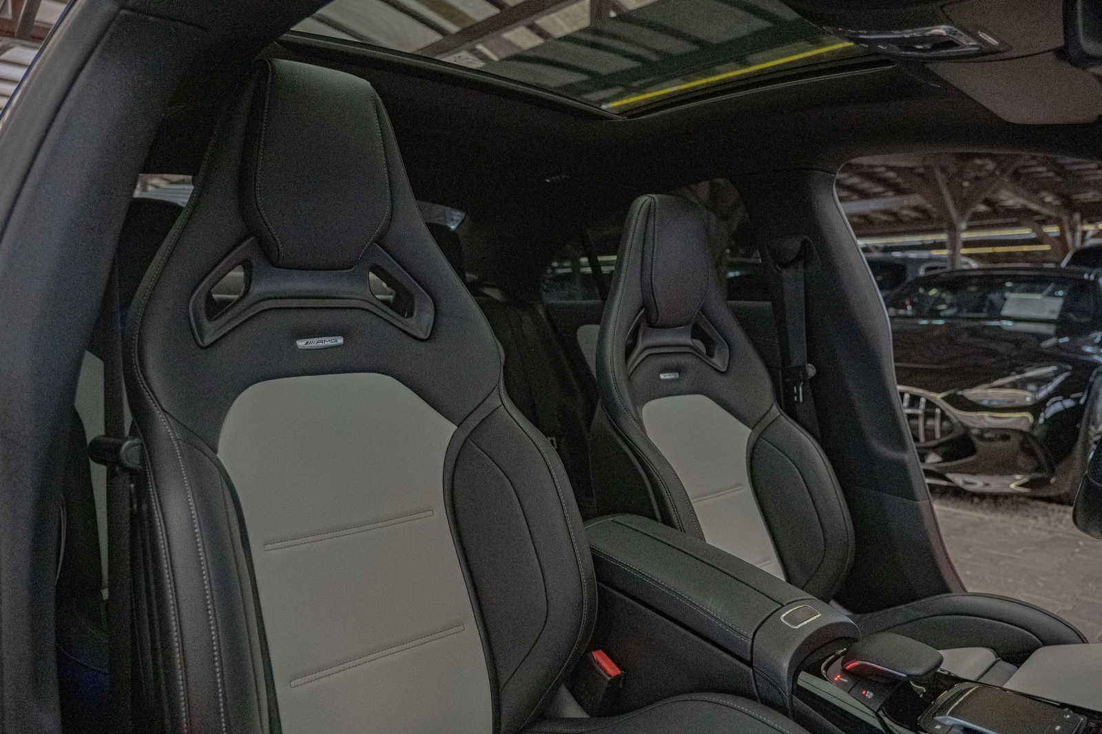 Mercedes-Benz CLA 45 AMG Magno/4Matic+ /Burmester/Ambient/Dynamic+ /Pano/ | Mobile.bg   11