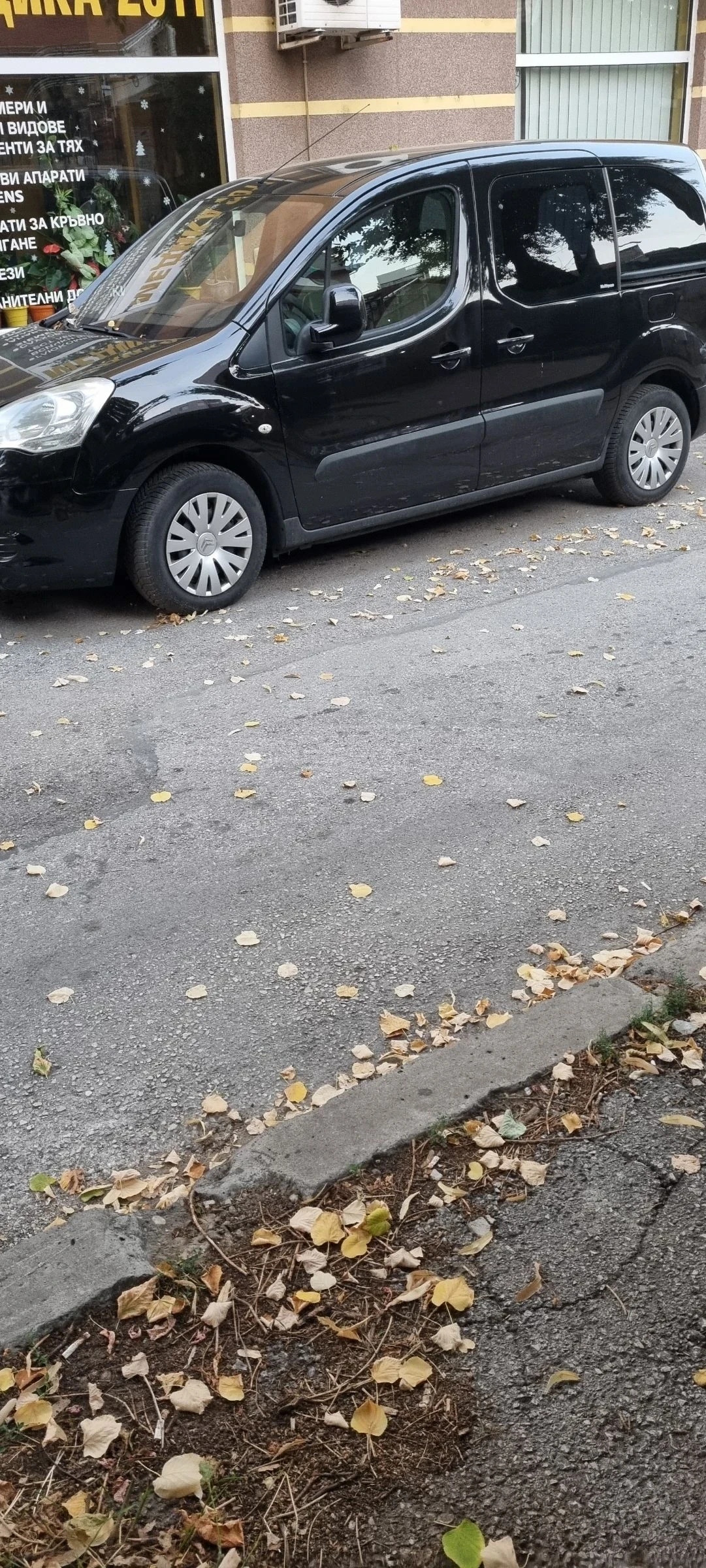 Citroen Berlingo 1.6 бензин  - изображение 7