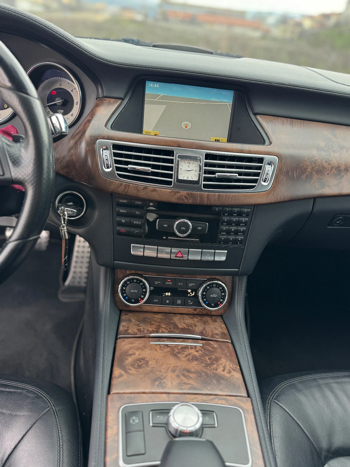 Mercedes-Benz CLS 350 AMG Line, снимка 8 - Автомобили и джипове - 54064170