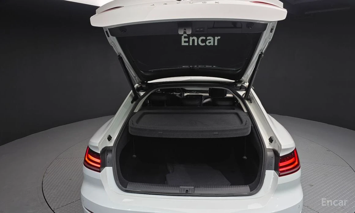 VW Arteon * 2.0TDI* PREMIUM* KEYLESS* ШИБИДАХ* ПОДГРЕВ* ОБДУ, снимка 15 - Автомобили и джипове - 54111996