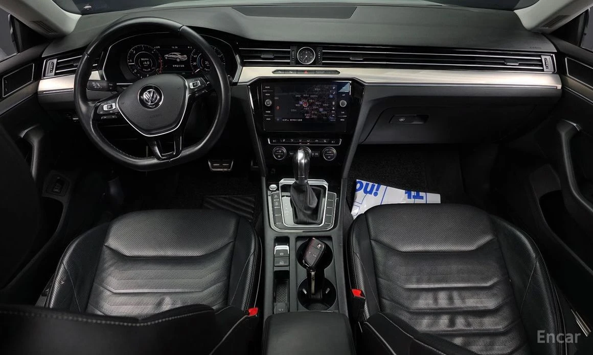 VW Arteon * 2.0TDI* PREMIUM* KEYLESS* ШИБИДАХ* ПОДГРЕВ* ОБДУ, снимка 6 - Автомобили и джипове - 54111996