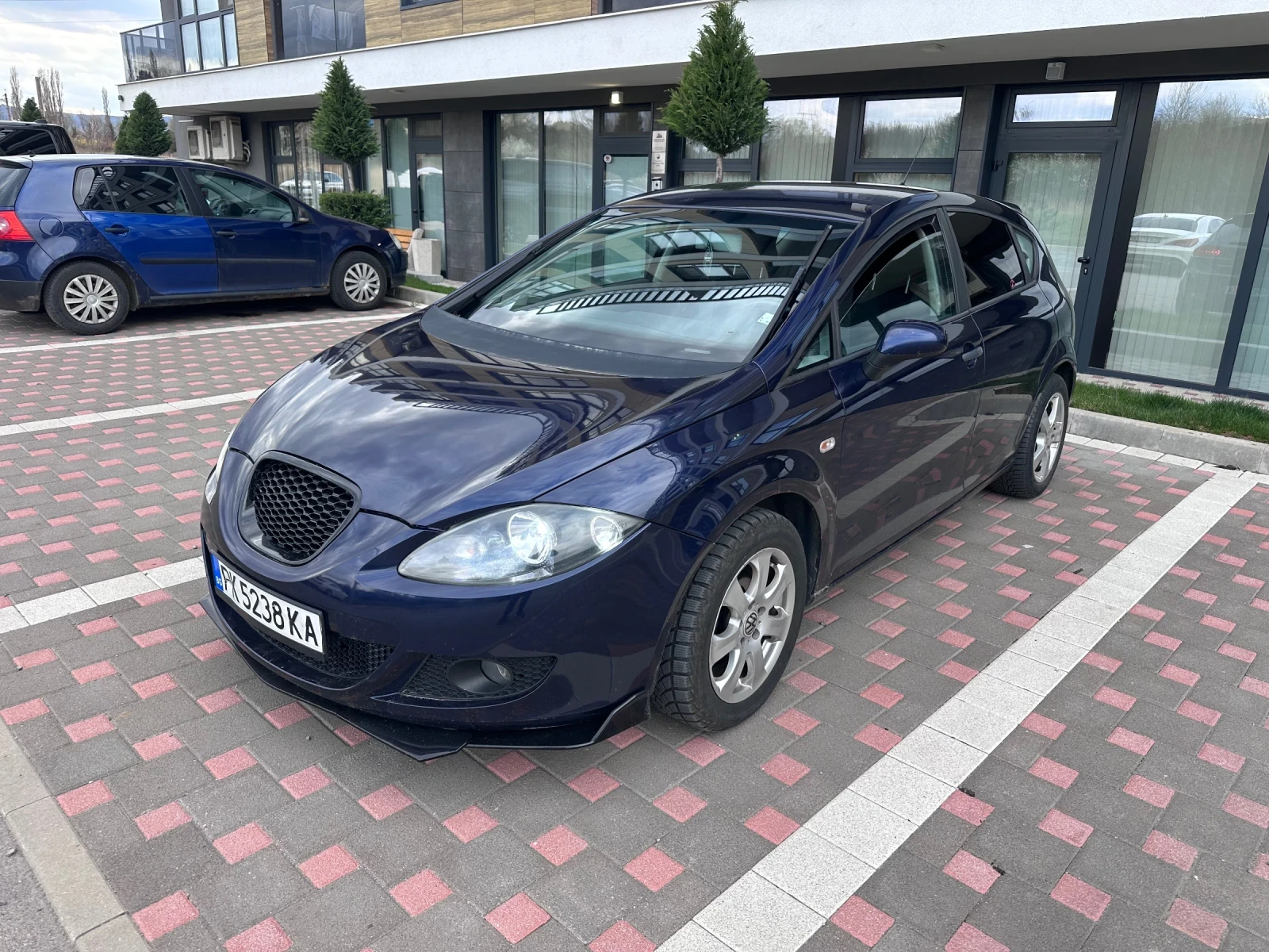 Seat Leon, снимка 2 - Автомобили и джипове - 54174132