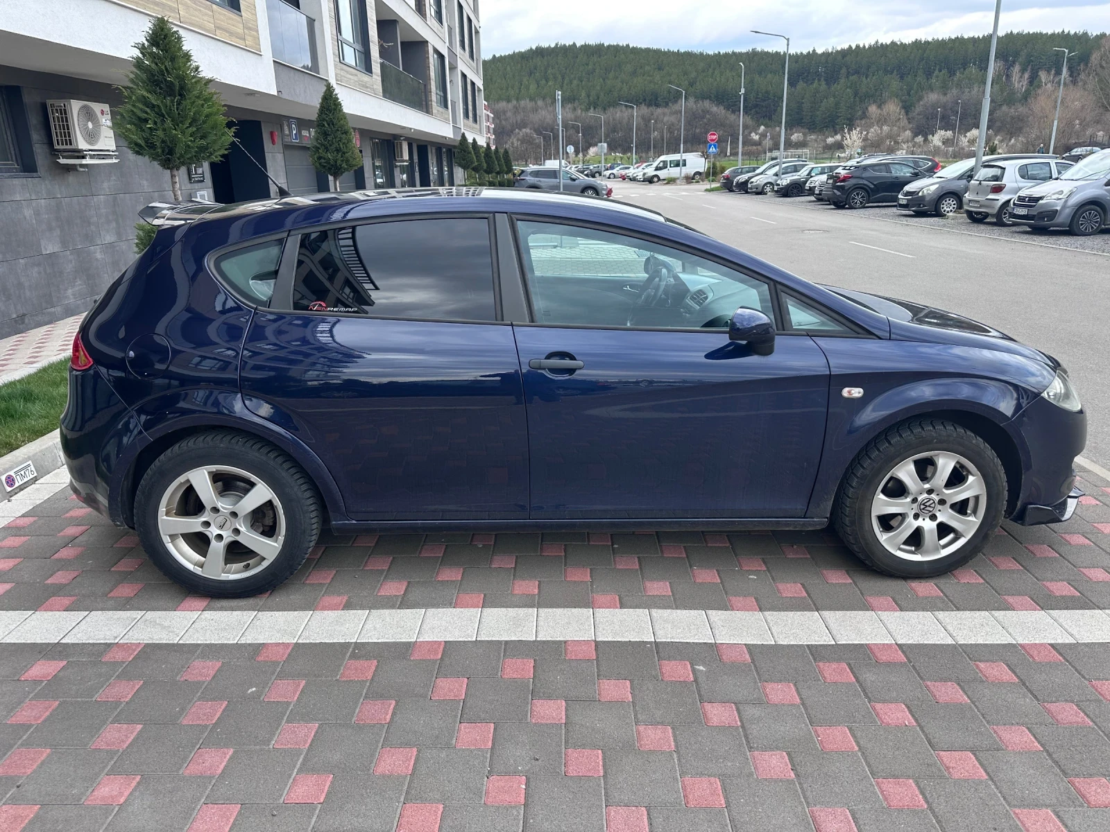 Seat Leon, снимка 4 - Автомобили и джипове - 54174132