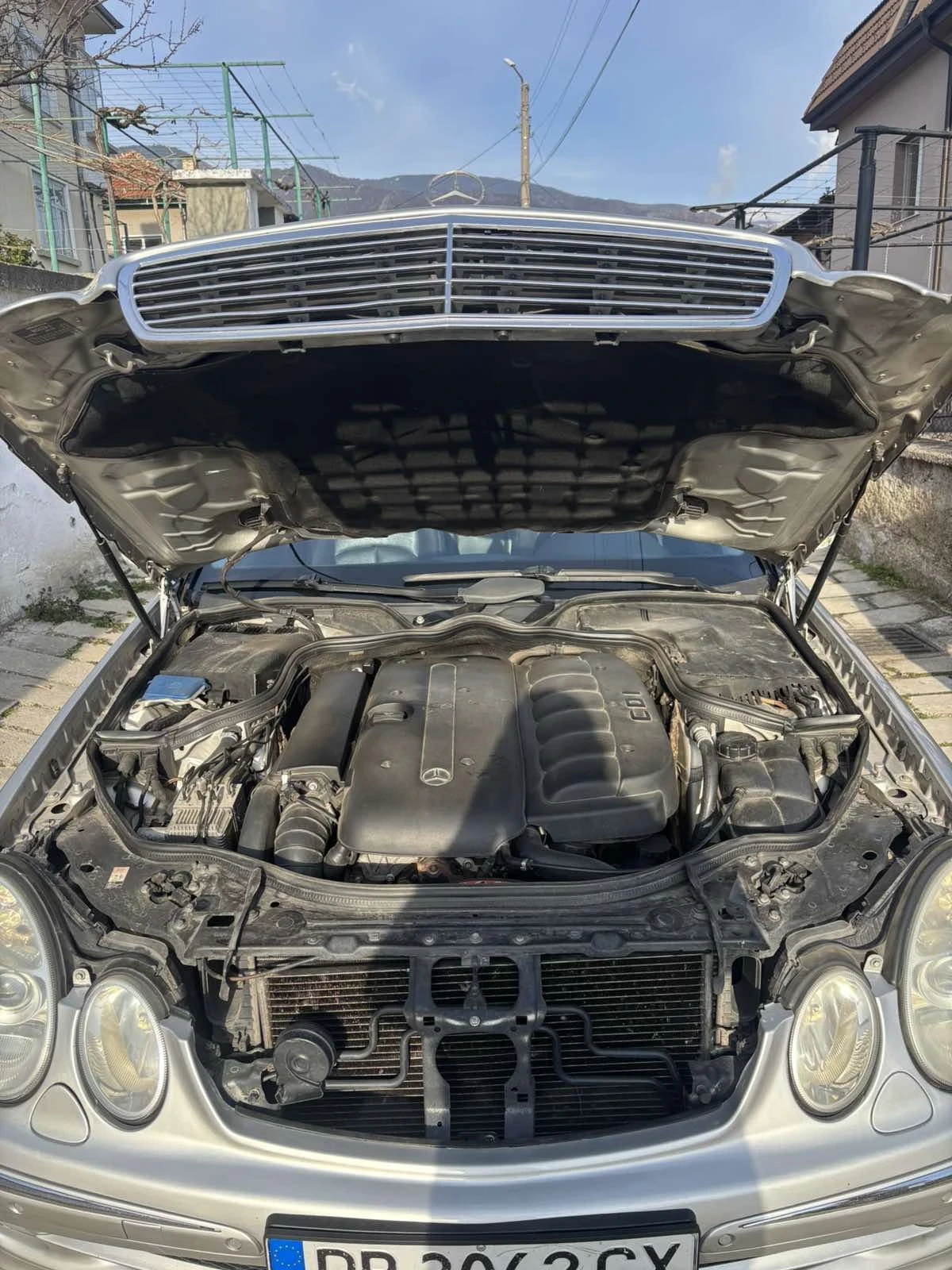 Mercedes-Benz E 320, снимка 14 - Автомобили и джипове - 54193460