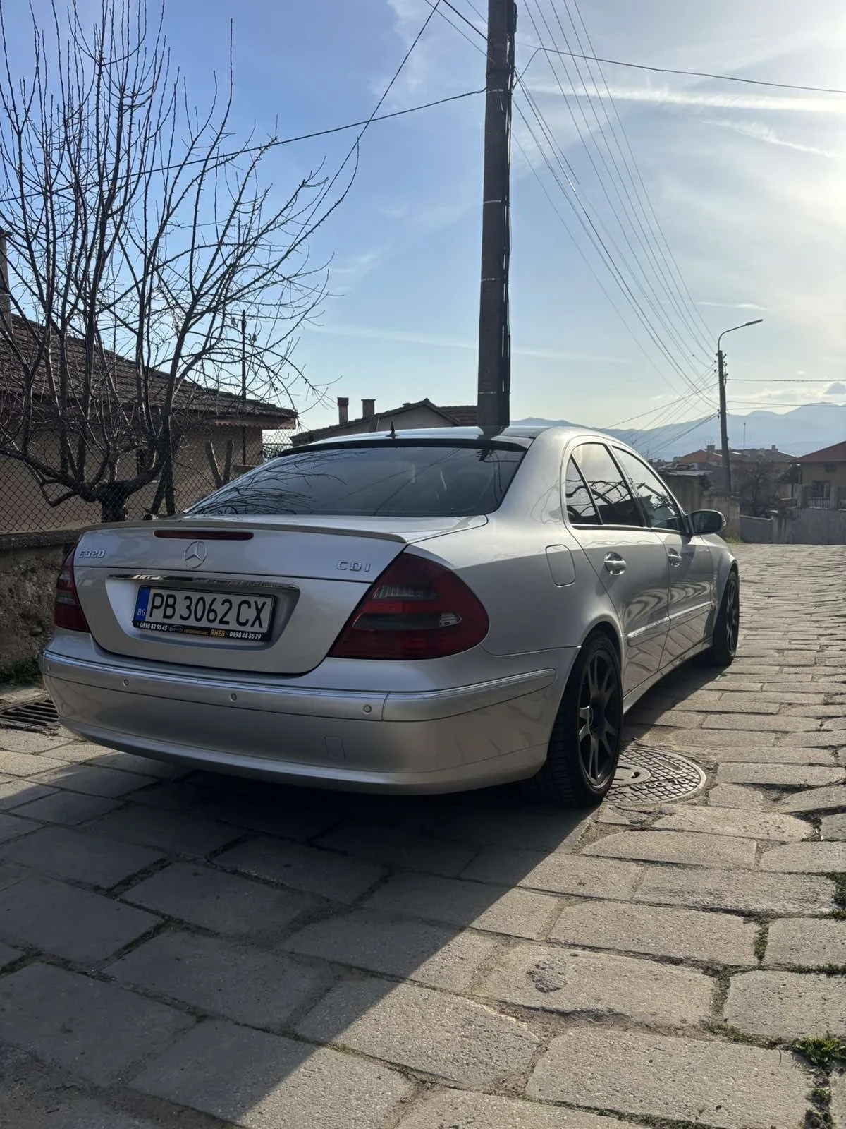 Mercedes-Benz E 320, снимка 7 - Автомобили и джипове - 54193460