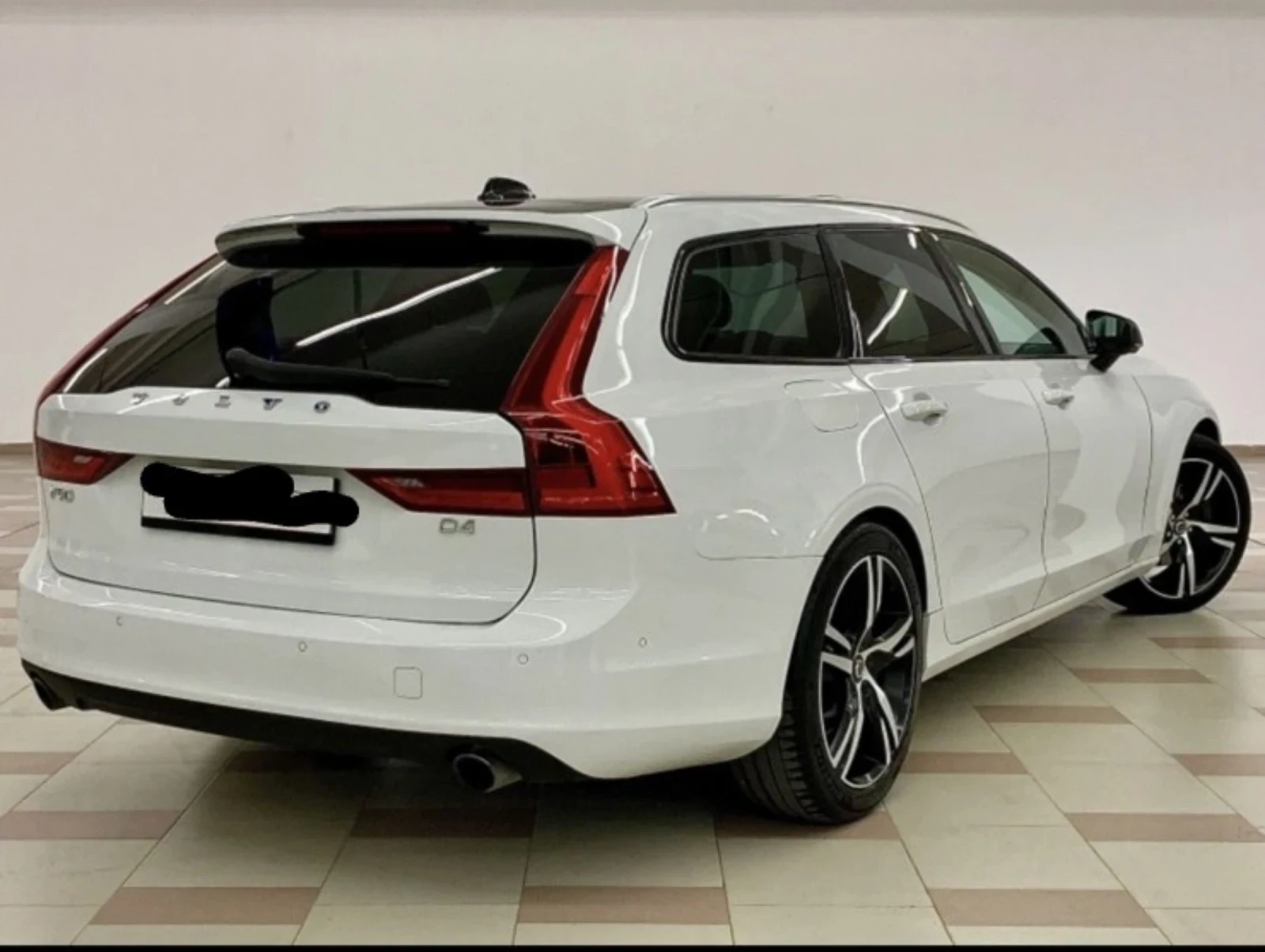Volvo V90  , снимка 2 - Автомобили и джипове - 54548714