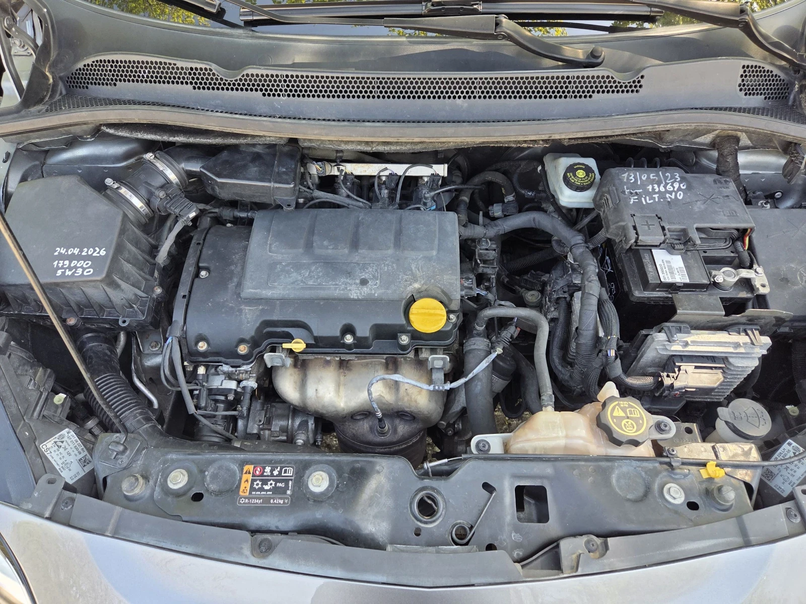 Opel Corsa 1.4i Facelift.Газ, снимка 14 - Автомобили и джипове - 54567688