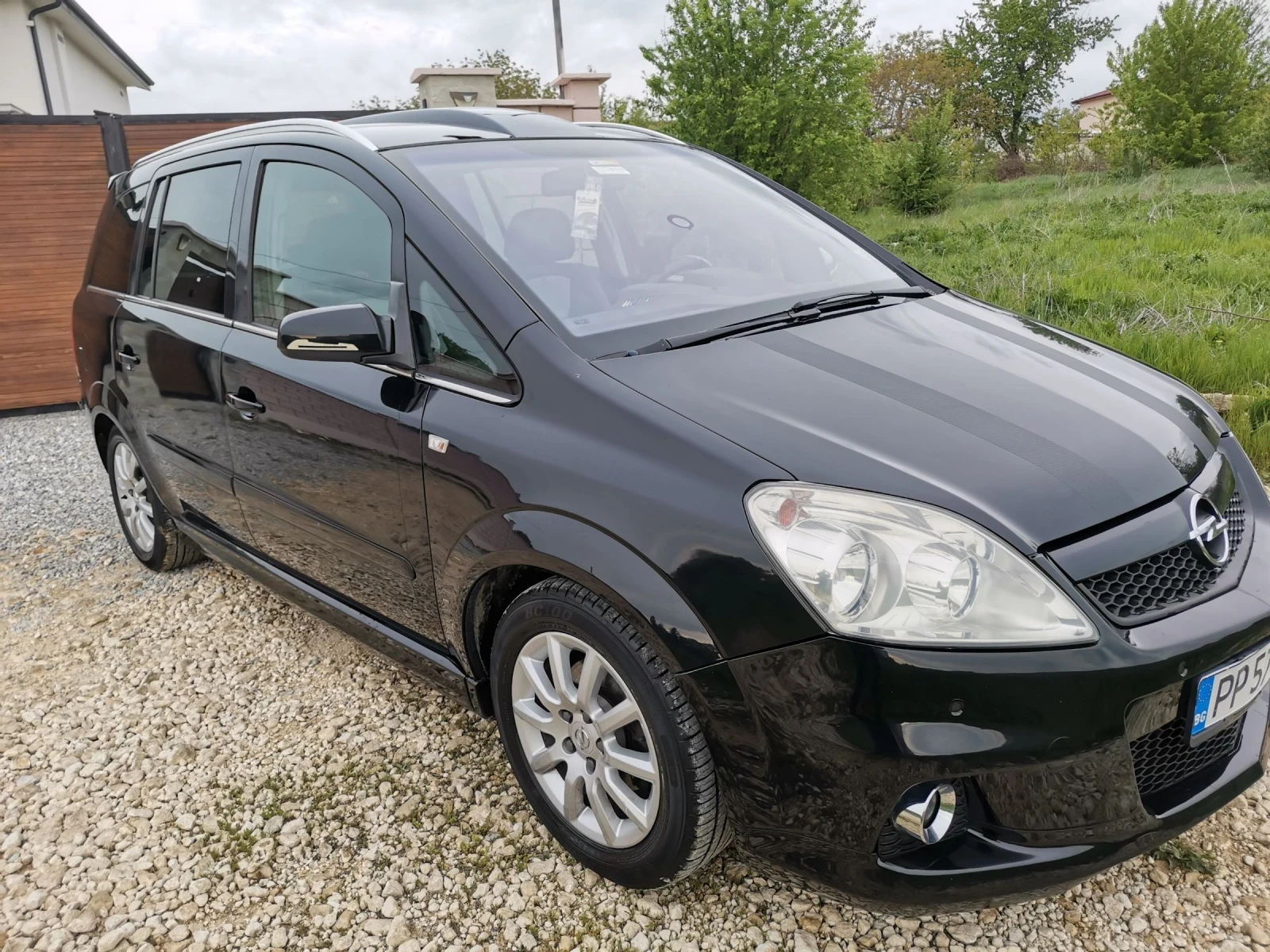 Opel Zafira 1.8 16V 140 к.с. бензин/газ, снимка 2 - Автомобили и джипове - 54584948