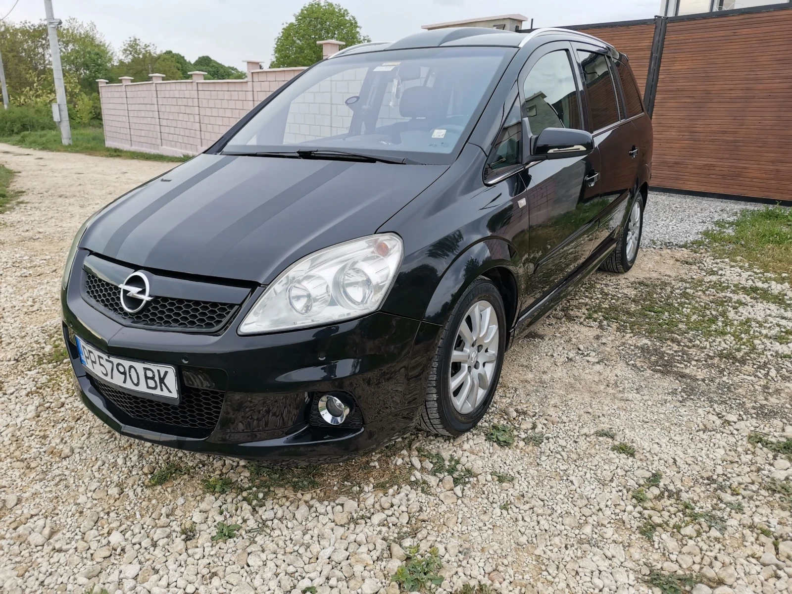 Opel Zafira 1.8 16V 140 к.с. бензин/газ