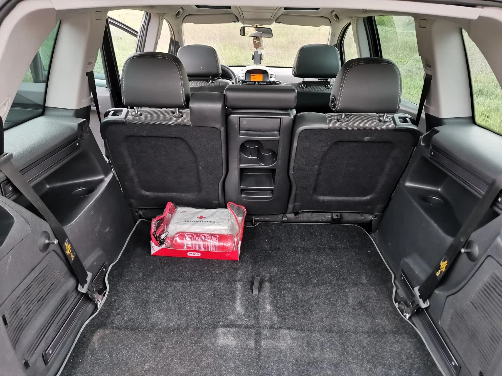 Opel Zafira 1.8 16V 140 к.с. бензин/газ, снимка 13 - Автомобили и джипове - 54584948