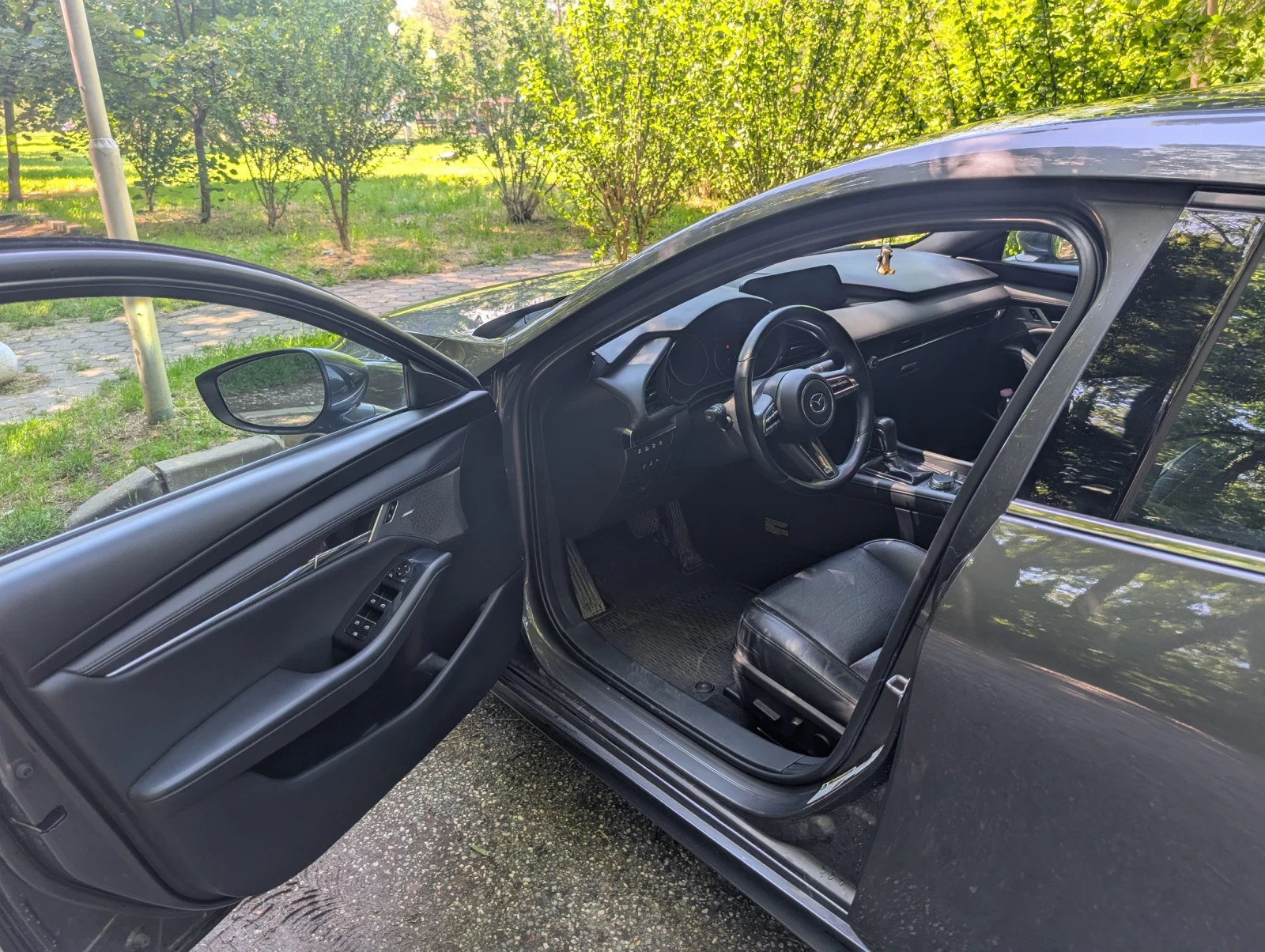 Mazda 3, снимка 8 - Автомобили и джипове - 54666822