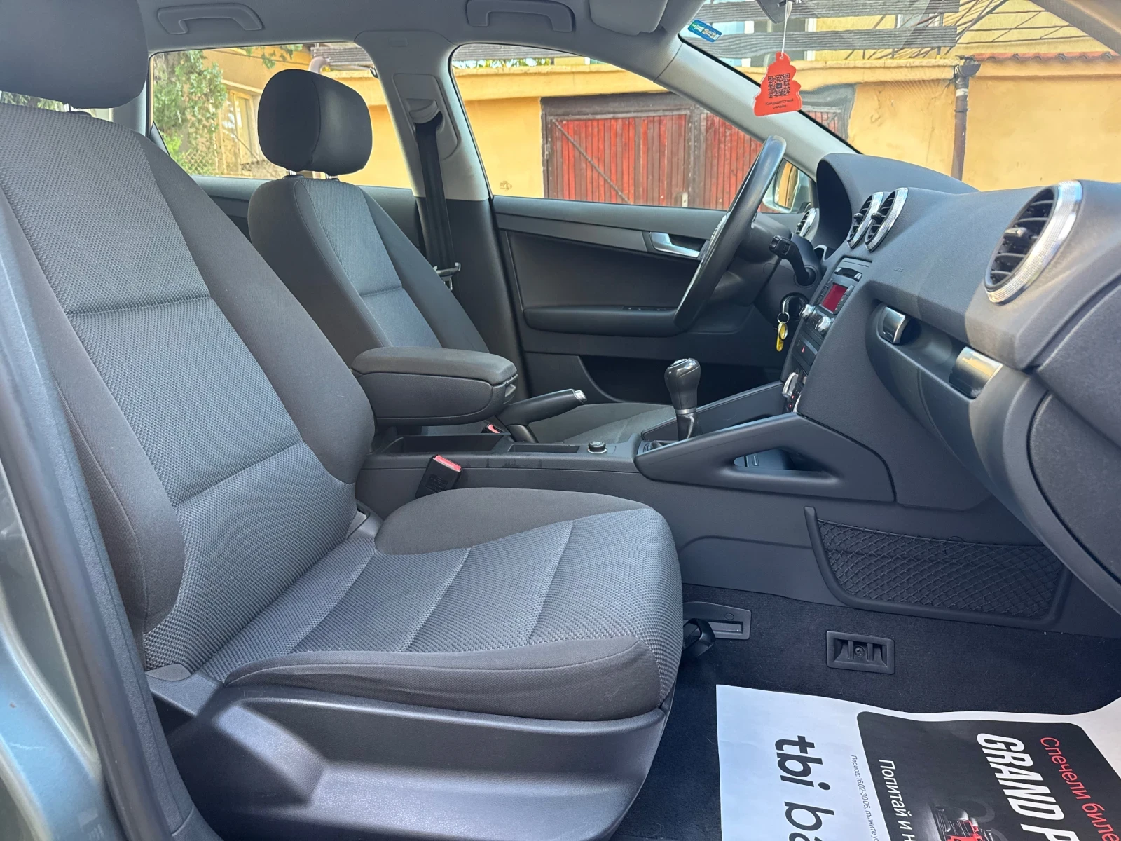Audi A3 1.6TDi, снимка 11 - Автомобили и джипове - 55042765
