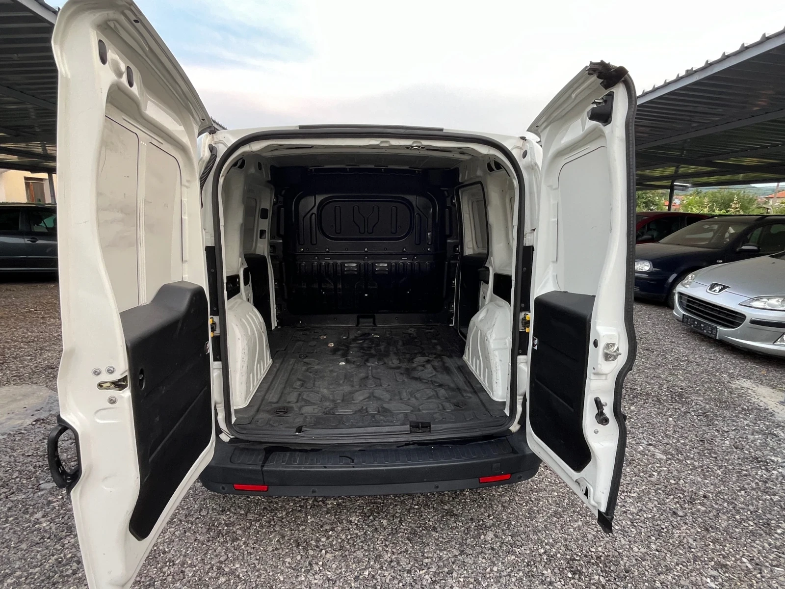 Fiat Doblo 1.6 6�� | Mobile.bg � ����������� 10
