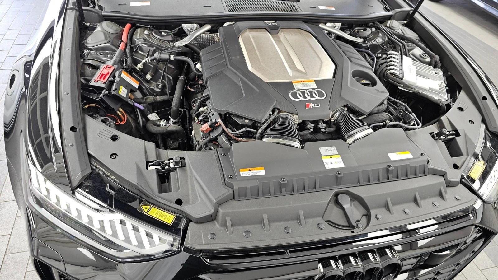 Audi Rs6 Avant 4.0 TFSI quattro Performance, снимка 6 - Автомобили и джипове - 55460690
