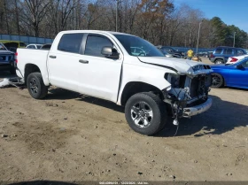 Toyota Tundra 5.7l Sr5, снимка 1