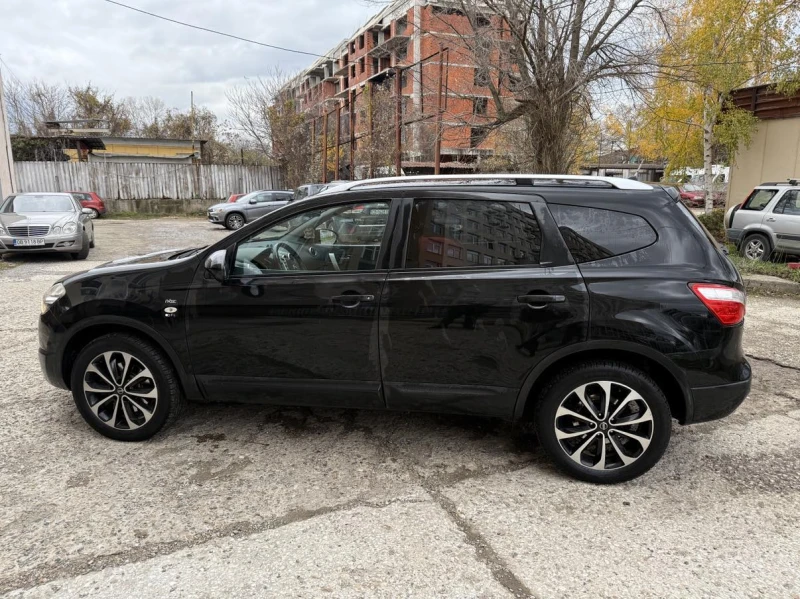 Nissan Qashqai 2.0 DCI + 2 7 Месетен, снимка 4 - Автомобили и джипове - 48067925