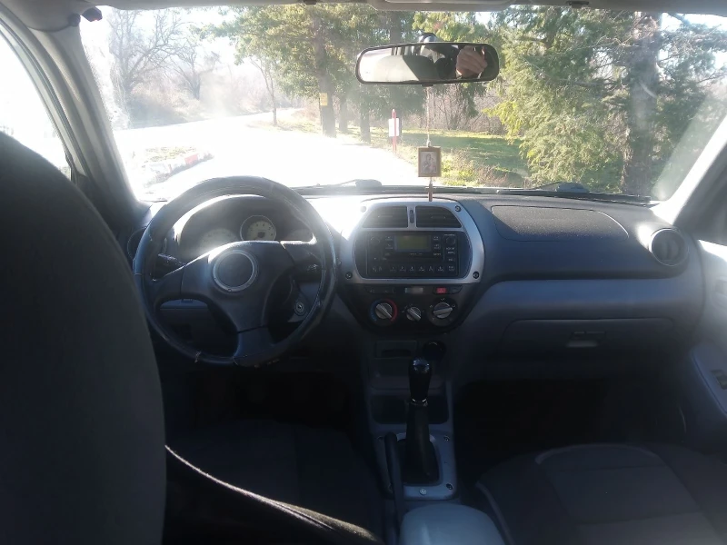 Toyota Rav4, снимка 3 - Автомобили и джипове - 48810504