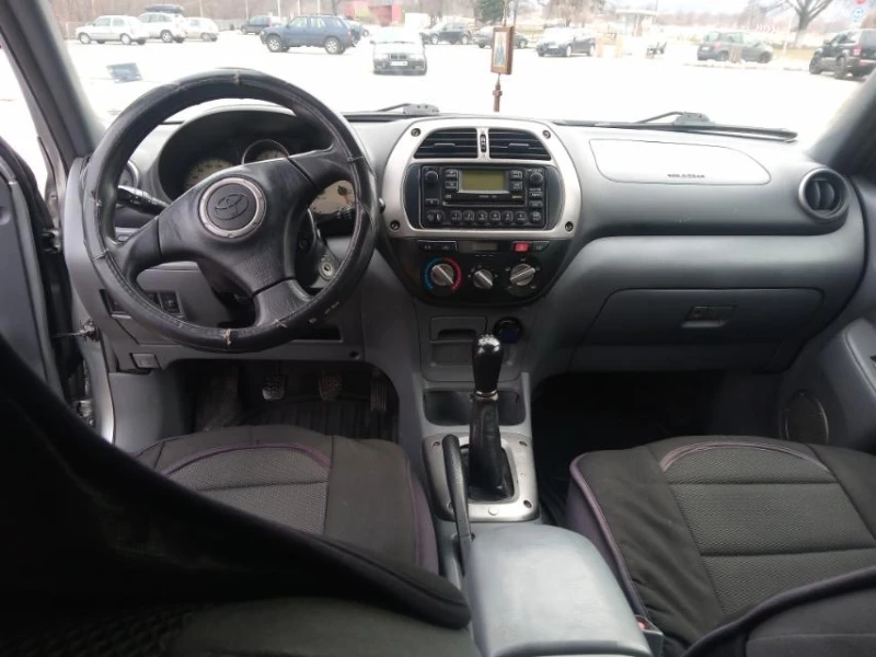 Toyota Rav4, снимка 6 - Автомобили и джипове - 48810504