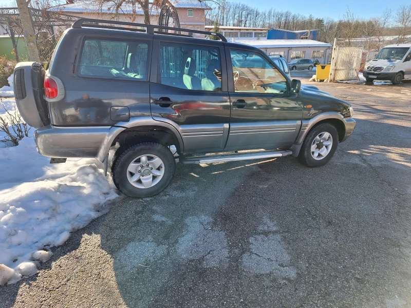 Nissan Terrano 3000 кб дизел от Италия, снимка 4 - Автомобили и джипове - 48603283