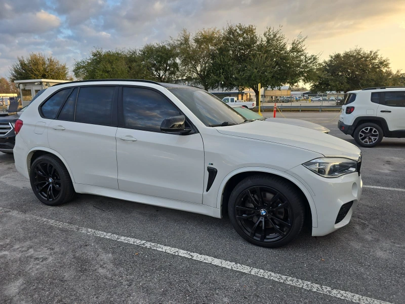 BMW X5 M* SPORT* КАМЕРА* ПОДГРЕВ* КЕЙЛЕС* LANE* ASSIST* П, снимка 3 - Автомобили и джипове - 49006167