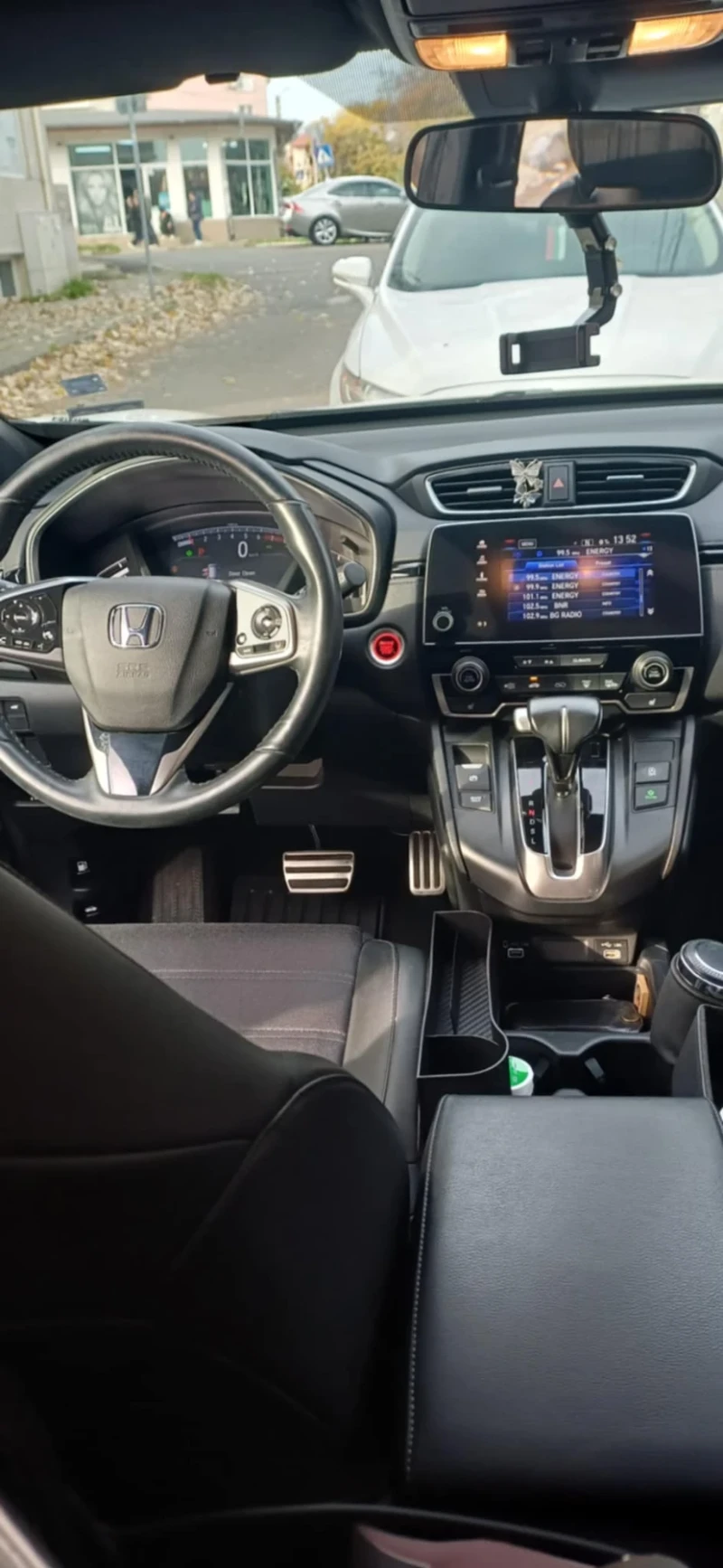 Honda Cr-v 1.5, снимка 11 - Автомобили и джипове - 52528984